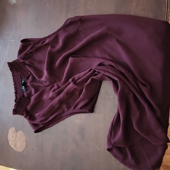 Sleeveless blouse - Picture 4 of 4